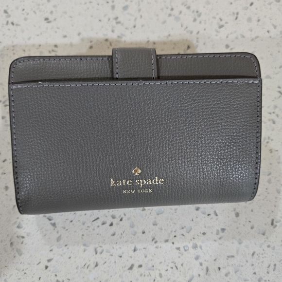 NWT Authentic Kate Spade wallet - Picture 2 of 9